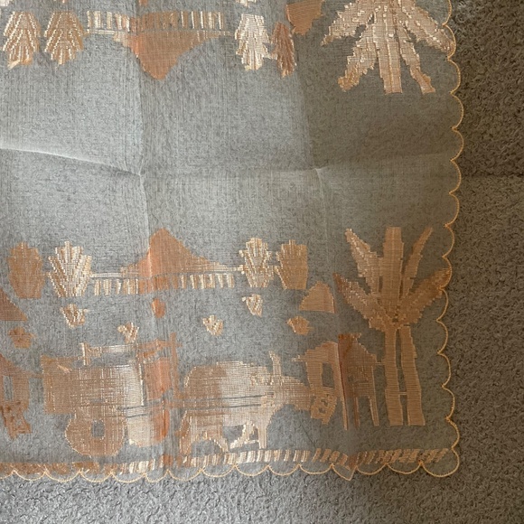 TRADED-Vintage Mexican Handkerchief - Picture 3 of 4